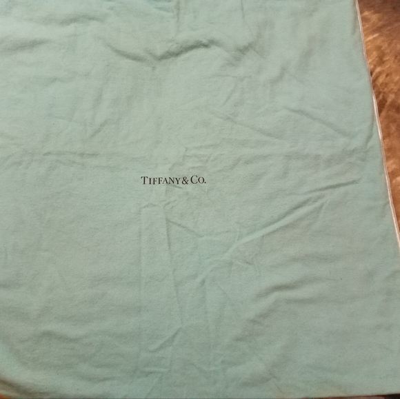 Tiffany Reversible Tote w/mini pouch - Picture 7 of 7